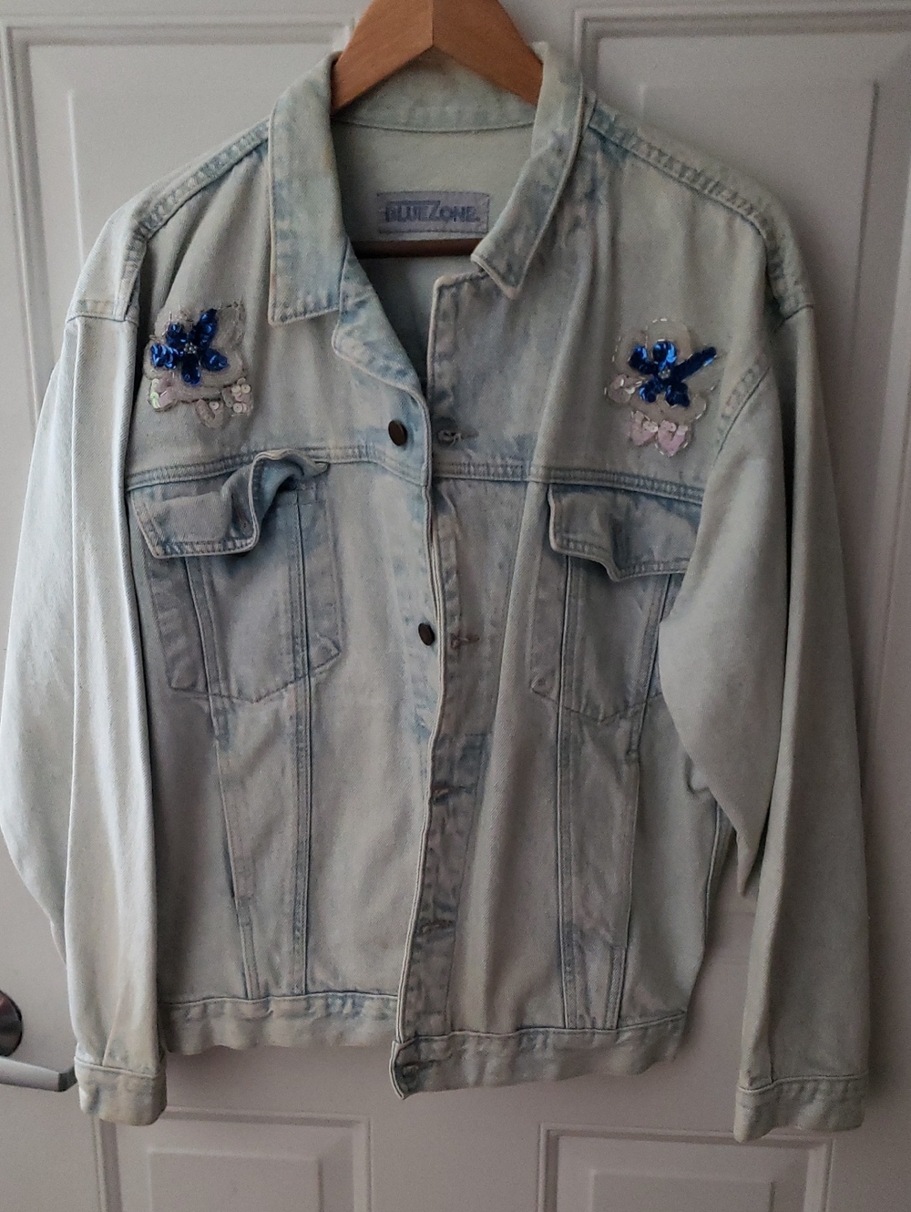 Blue Embellished Light Wash Denim Jacket By Blue Zone Size M
